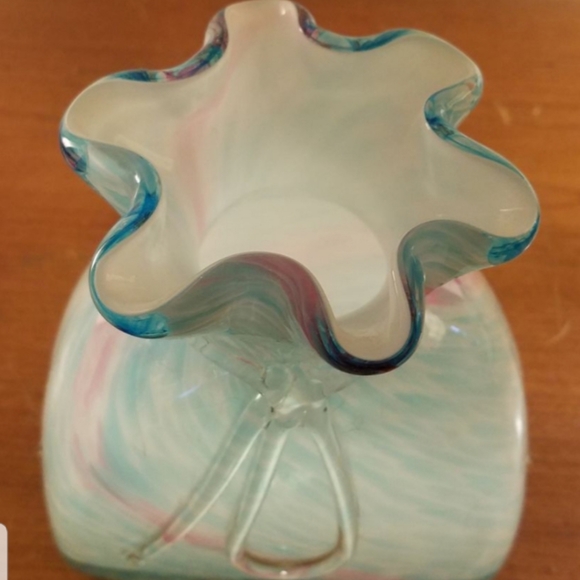 Beautiful colorfull unique glass vase Please go to my page and see other items - Picture 9 of 17